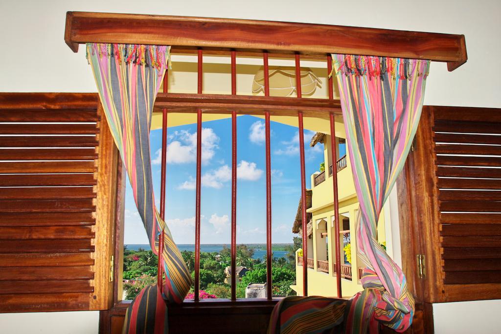 Msafini Hotel Ламу Экстерьер фото
